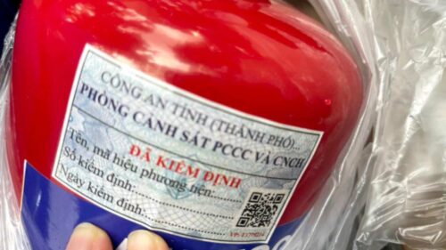 Bình chữa cháy có tem kiểm định